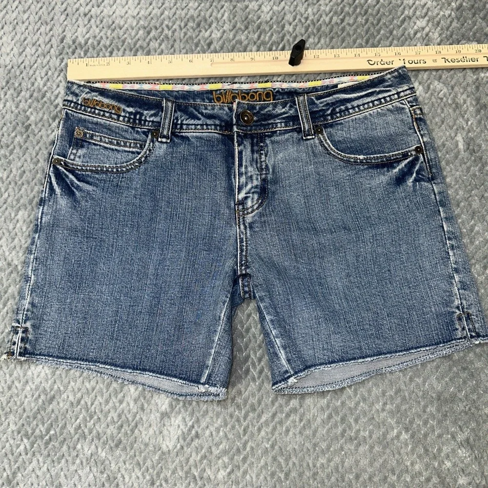 VTG Billabong Denim Low Rise Shorts Women's 11 Jean 5 inch‎ Beach Surf Skate Y2K